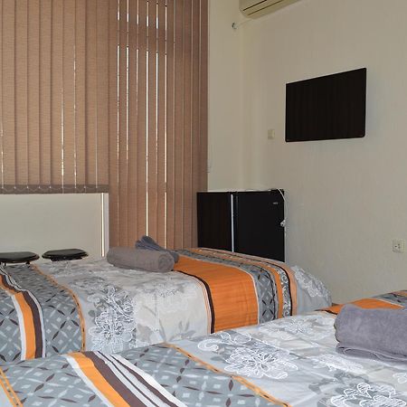 Dionis Hotel Petrich  Exterior foto