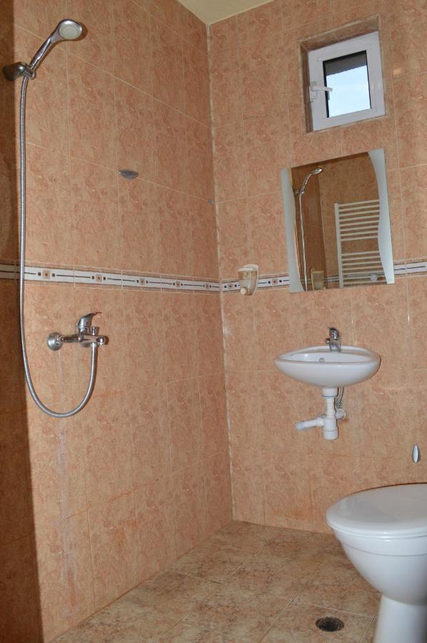 Dionis Hotel Petrich  Exterior foto