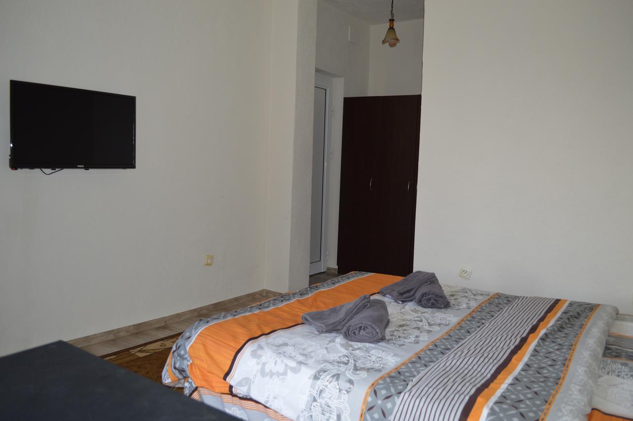Dionis Hotel Petrich  Exterior foto